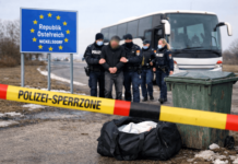 Avusturya’yı sarsan bebek cinayetinde 4 gözaltı! Anne 17 yaşında